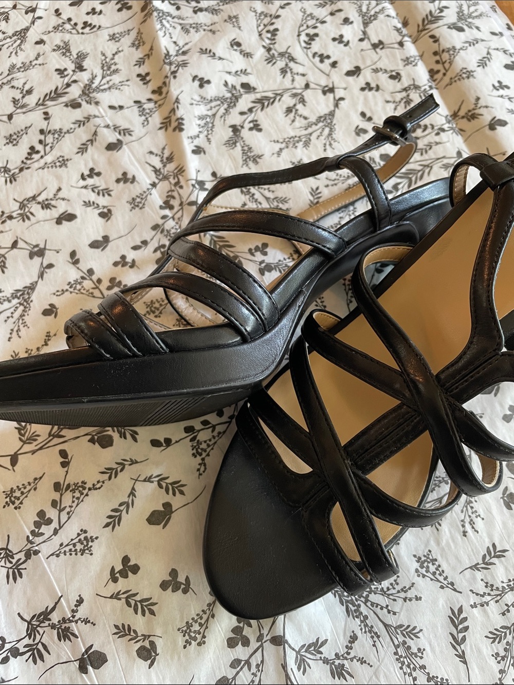 Naturalizer Baylor Black Strappy Slingback Heels. NWOT. Never worn! Brand new. - Picture 8 of 15